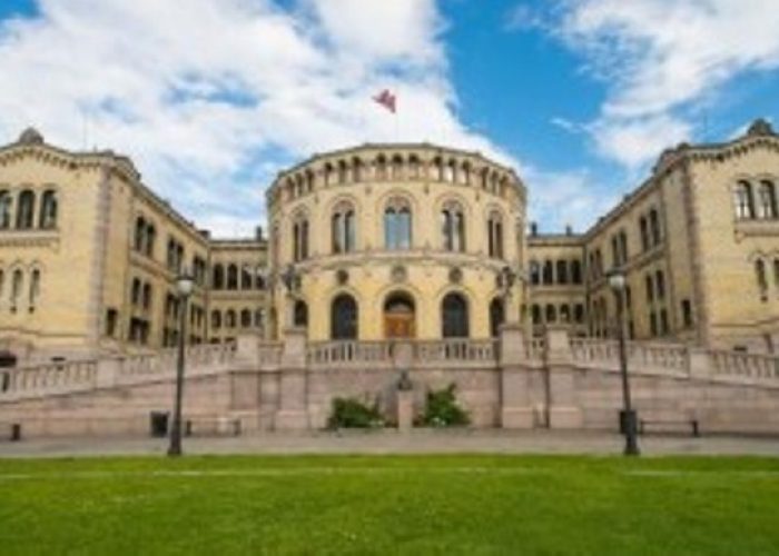 دانشگاه های مورد تایید وزارت علوم در نروژ